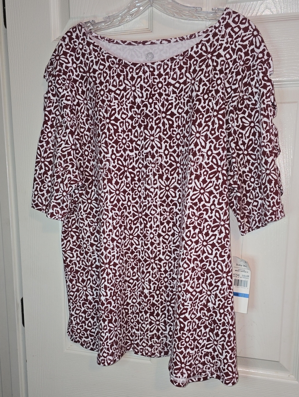 Ruby Rd. Burgundy and White Floral Print‎ Ruffle Sleeve Top